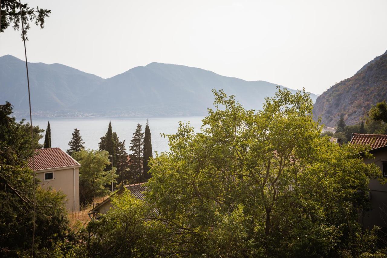 Apartmani Peko Cattaro Esterno foto