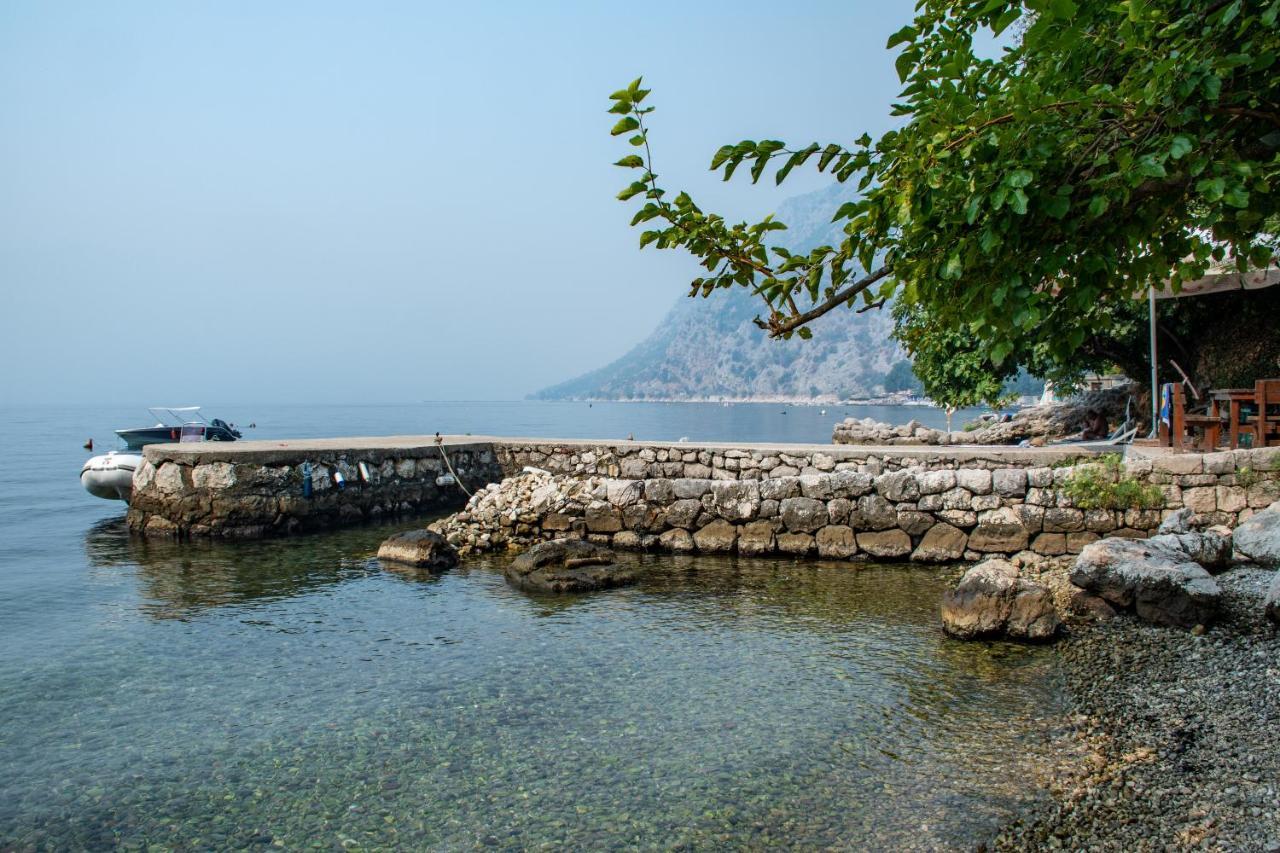 Apartmani Peko Cattaro Esterno foto