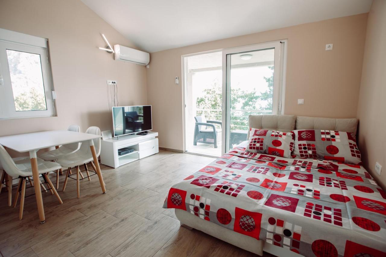 Apartmani Peko Cattaro Esterno foto