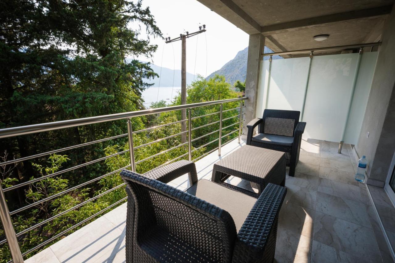 Apartmani Peko Cattaro Esterno foto